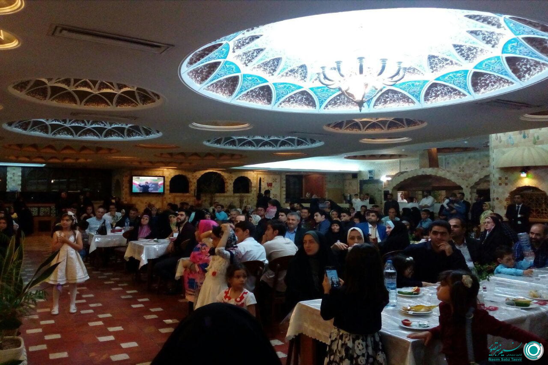 برگزاری مراسم تجلیل از کارکنان سازمان وظیفه عمومی ناجا 516